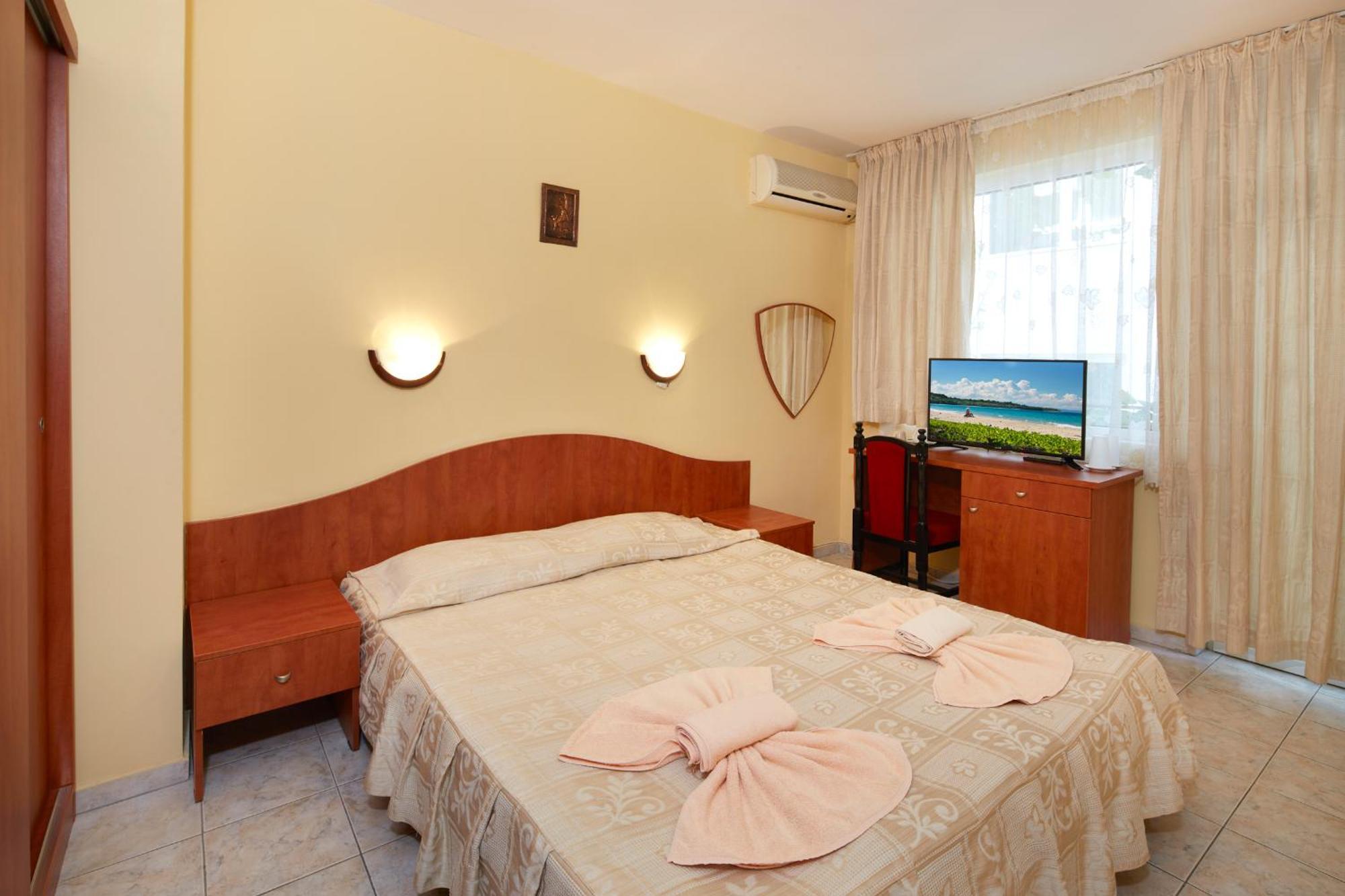 Family Hotel Andreev Nessebar Exterior foto
